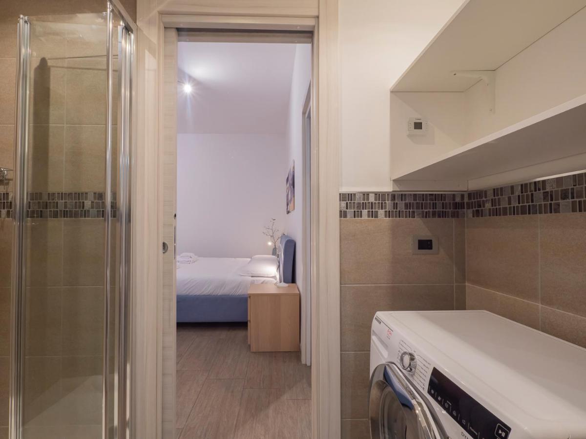 I Host Apartment - Montesuello 9 Милано Екстериор снимка