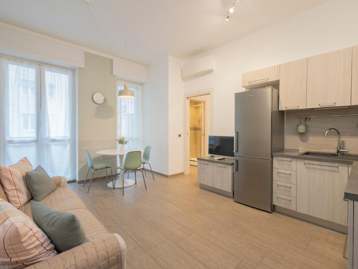I Host Apartment - Montesuello 9 Милано Екстериор снимка