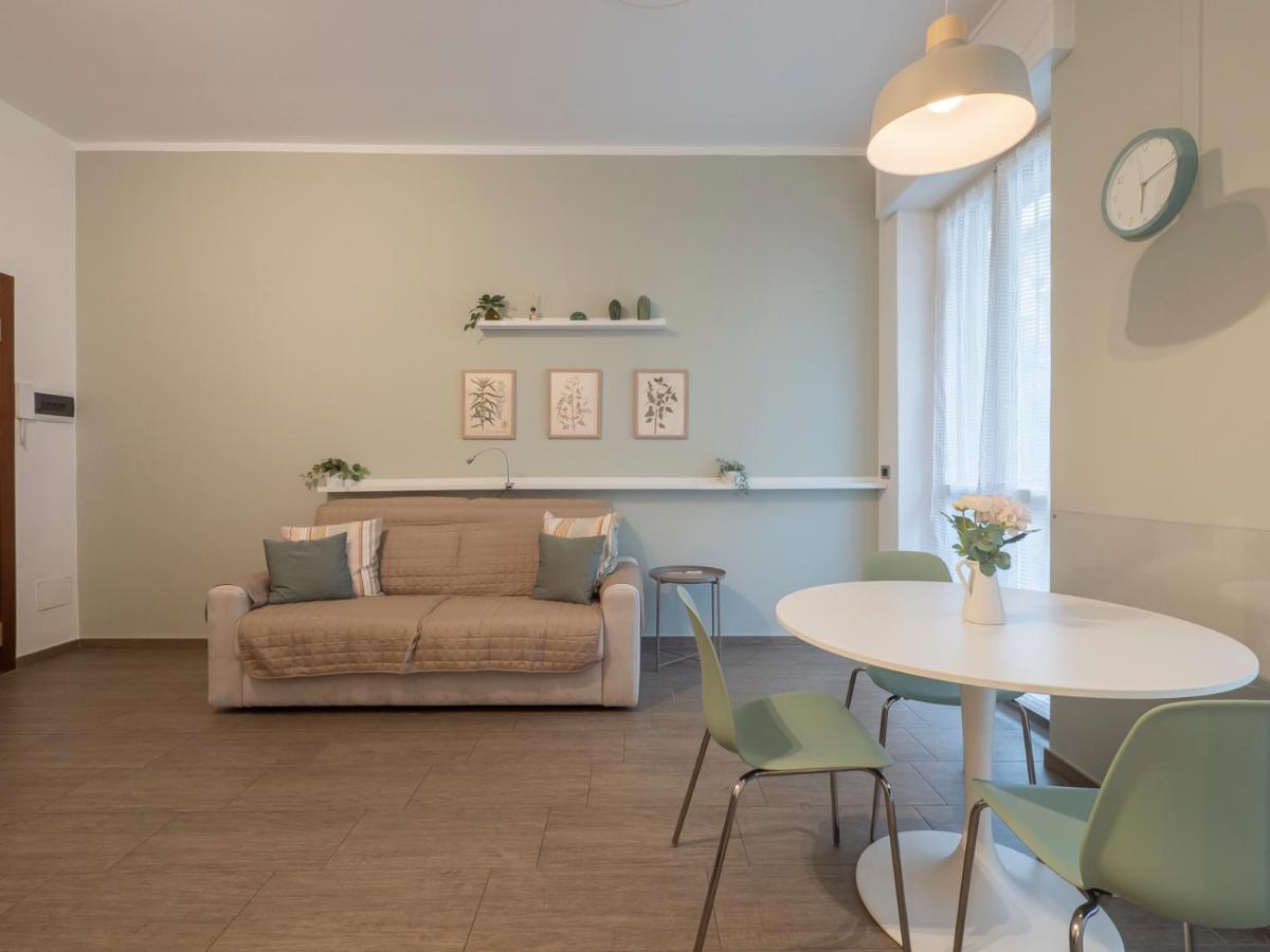 I Host Apartment - Montesuello 9 Милано Екстериор снимка