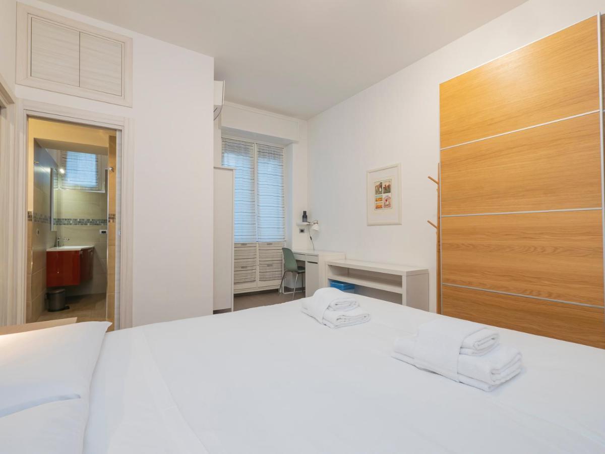 I Host Apartment - Montesuello 9 Милано Екстериор снимка